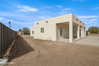 1212 Brownlee Ave, Las Cruces, NM 88005 - photo 2