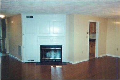 131 Brickett Hill Cir, Haverhill, MA 01830 - photo 4