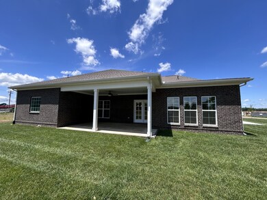 4002 Hays Dr, Columbia, TN 38401 - photo 3