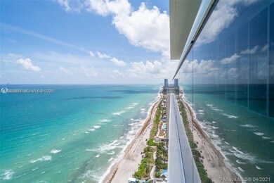 The Beach Club unit 3002, Hallandale Beach, FL 33009 - photo 4