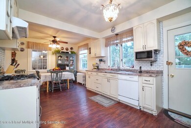 26 Normalee Rd, Staten Island, NY 10305 - photo 5