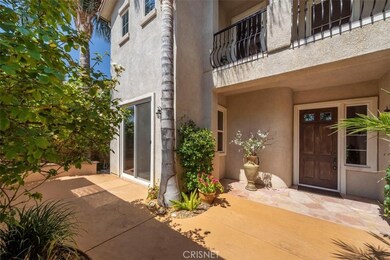 22043 Gold Canyon Dr, Santa Clarita, CA 91390 - photo 4