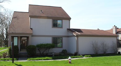 6225 Roxburgh Ct unit 15D, Columbus, OH 43213 - photo 3