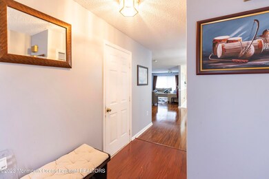 6 Cameo Ct unit 346, Franklin Park, NJ 08823 - photo 2