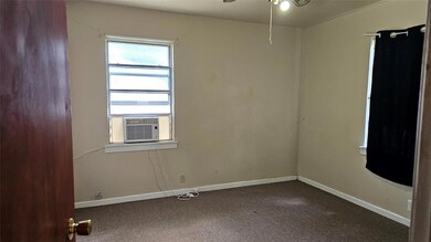 309 Fannin Ave, Bonham, TX 75418 - photo 3