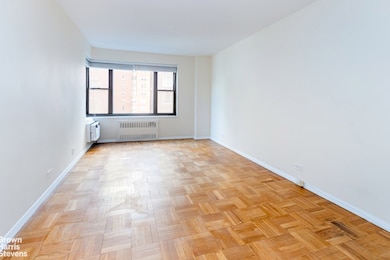 Riverview South unit 5F, New York, NY 10028 - photo 6