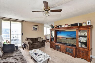 Living Room (2)