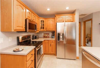 5293 Oakbrook Dr, Plainfield, IN 46168 - photo 5