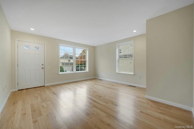 207 Grand St, Mamaroneck, NY 10543 - photo 2