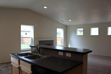 6. Kitchen-Living
