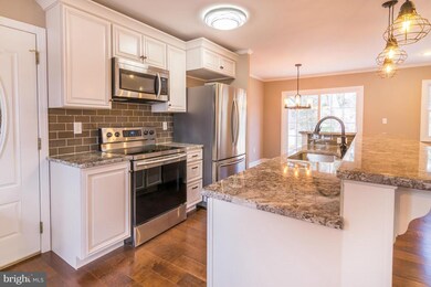 522 Tanglewood Dr, Sykesville, MD 21784 - photo 6