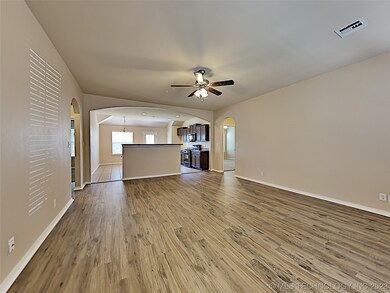 unlisted-address, Broken Arrow, OK 74011 - photo 7