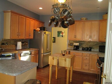 37 Santee Dr, Gansevoort, NY 12831 - photo 2