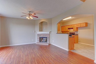 1258 Carlton Ridge Dr, Cordova, TN 38018 - photo 3