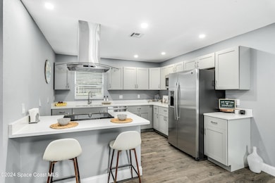 411 4th St, Merritt Island, FL 32953 - photo 2