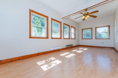 40 Barry St, Dorchester, MA 02125 - photo 4