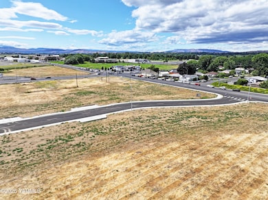 1502 W Washington Ave unit Lot 5, Union Gap, WA 98903 - photo 3