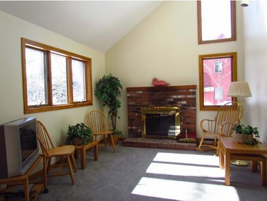 12 Greenridge Rd unit 1, Lincoln, NH 03251 - photo 4