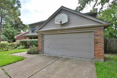 7410 Magnolia Shadows Ln, Houston, TX 77095 - photo 2