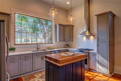 2928 Dumaine St, New Orleans, LA 70119 - photo 6