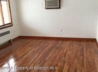 150 Chestnut St, Dunmore, PA 18512 - photo 3