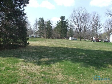 From other front corner looking towards back.