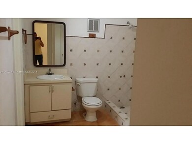 6070 W 18th Ave unit 311, Hialeah, FL 33012 - photo 4