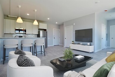 82-84 E 31st St unit 201, Bayonne, NJ 07002 - photo 3