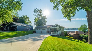 410 Closser Ave, La Porte, IN 46350 - photo 2