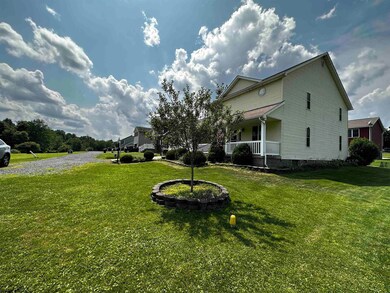 177 Mikayla St, Reedsville, WV 26547 - photo 2