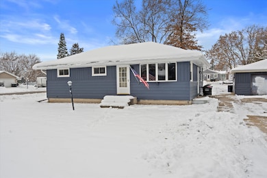 8212 W High St, Franklin, WI 53132 - photo 5