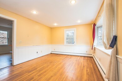 Living Room - IMG_0511s