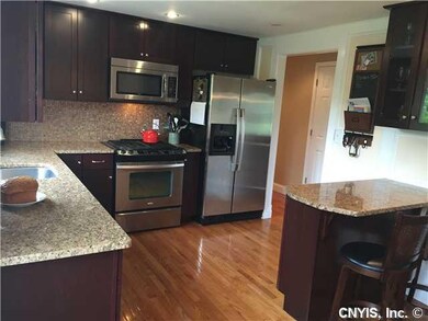Kitchen GORGEOUS kitchen!!  Fall in love with cook