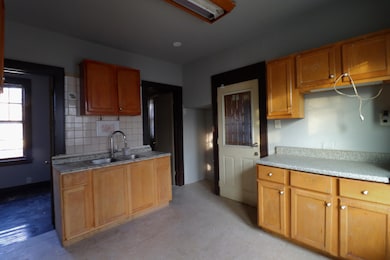 1314 N 22nd St, Milwaukee, WI 53205 - photo 5