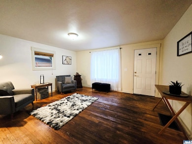 1811 E 3rd St, Port Angeles, WA 98362 - photo 5