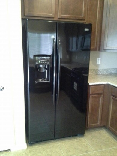 GE Refrigerator