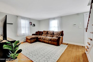 07-Living Room