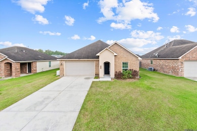 23317 Conifer Dr, Denham Springs, LA 70726 - photo 3