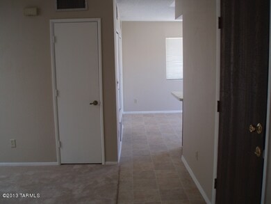 ghallwaytokitchen