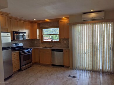 281 Doane Ave, Staten Island, NY 10308 - photo 6