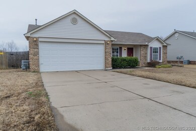 9282 S 256th East Ave, Broken Arrow, OK 74014 - photo 3