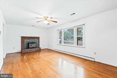 6223 Townsend Dr, King George, VA 22485 - photo 7