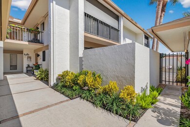 521 Lake Louise Cir unit 103, Naples, FL 34110 - photo 4