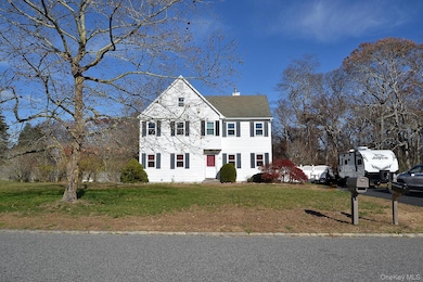 72 Old Farm Rd, Riverhead, NY 11901 - photo 3