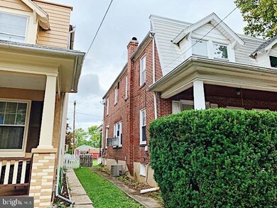 713 Crescent Ave, Reading, PA 19605 - photo 3