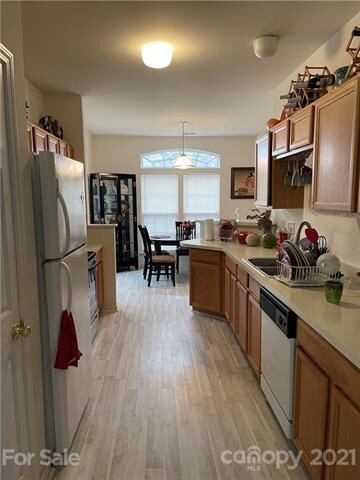 Cute walk through galley kitchen