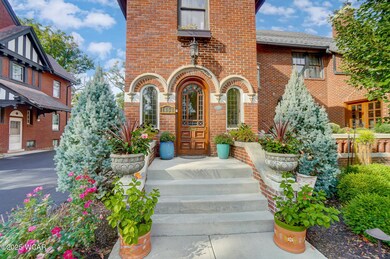 1454 W Market (7)