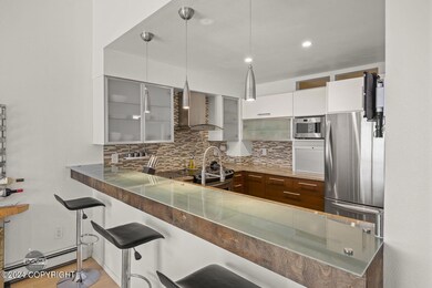 37-web-or-mls-4611 Piper Street Exports-