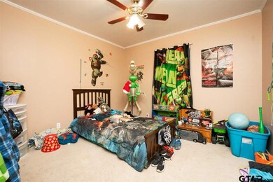 900 900 Loftin, Tyler, TX 75701 - photo 5