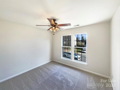 4910 Summerside Dr, Clover, SC 29710 - photo 5